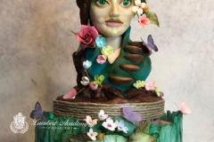 sculpted cake