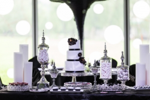 Glamour Wedding Cakes